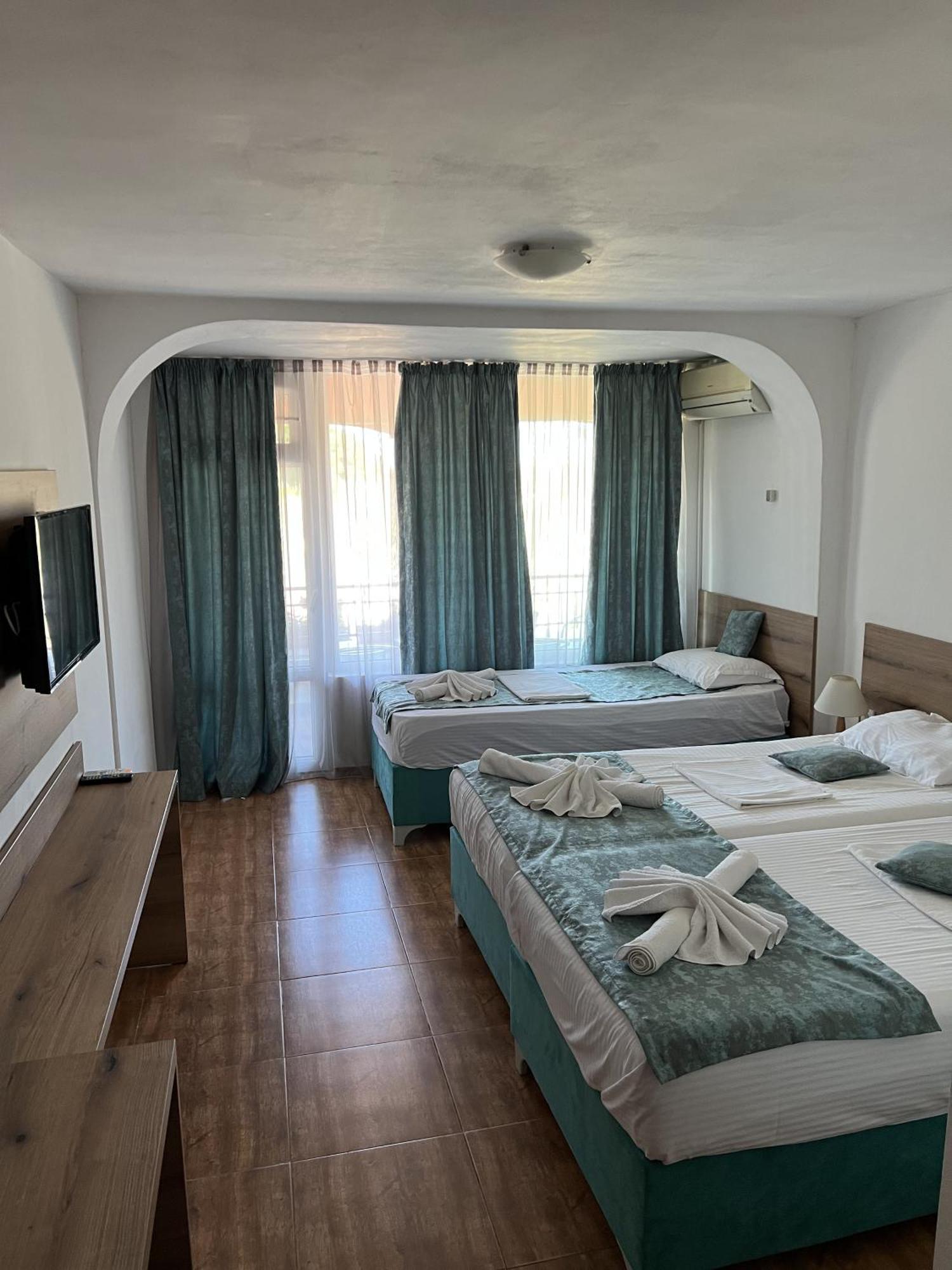 Hotel Surf Primorsko Habitación foto