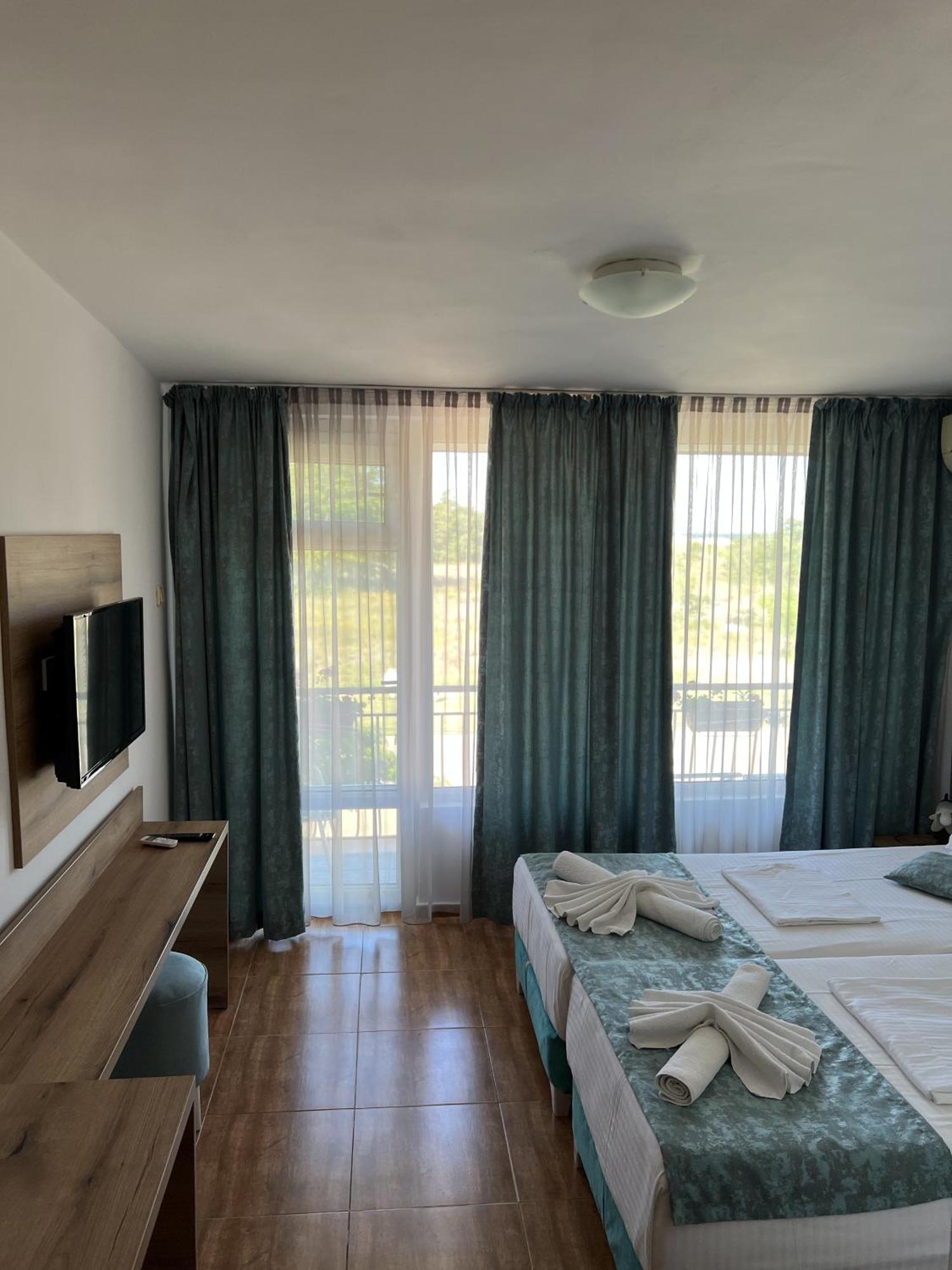 Hotel Surf Primorsko Habitación foto